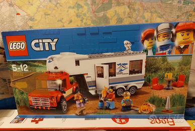Pickup e Caravan Lego City 60182