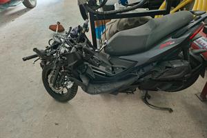 Aprilia sr gt 125 per pezzi di ricambio