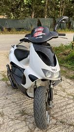 Scooter sr aprilia