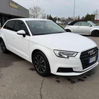 AUDI A3 SPB 1.6 TDI 116 CV Business