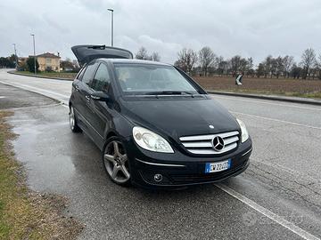 Mercedes Classe B