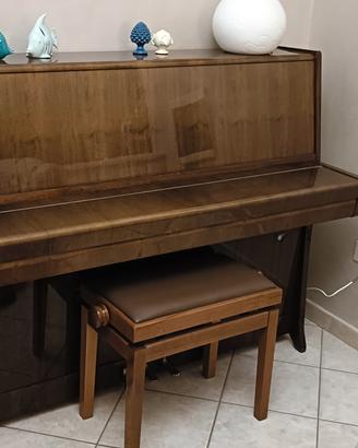 Pianoforte verticale Petrof