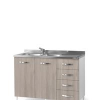 Cucina con piano cottura a gas, pensile e lavello