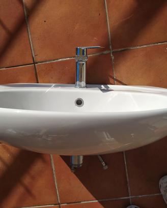Lavabo bagno in ceramica