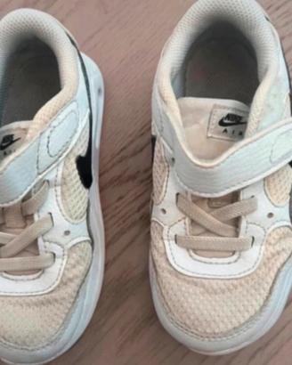Scarpe bambino 26 marca Nike