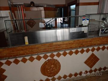 attrezzi per pizzeria