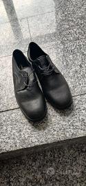 SCARPE IN PELLE 43,5