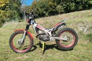 Beta Rev3 270 con kit sella motoalpinismo