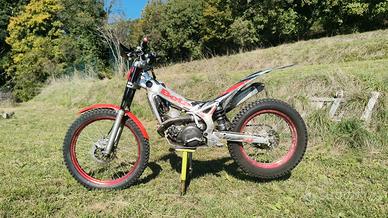 Beta Rev3 270 con kit sella motoalpinismo