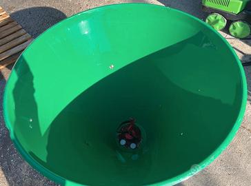 spargiconcime per trattore 