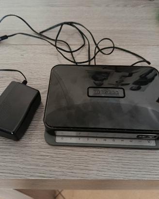 modem wireless Netgear N300 mod. DGN2200v4