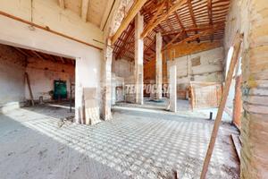 Terracielo da ristrutturare in zona residenziale