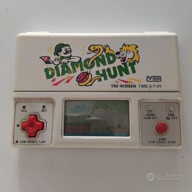 SCACCIAPENSIERI VINTAGE "DIAMOND HUNT" TRI-SCREEN