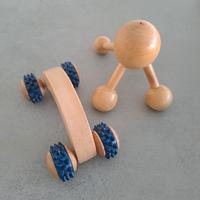 2 Massaggiatori manuali in legno