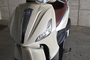 Piaggio Beverly 300 i.e