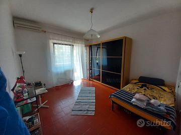Singola con bagno privato e terrazzino privato