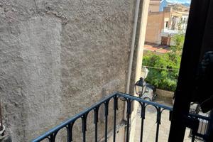 Arredato e ristrutturato Zona TRIBUNALE