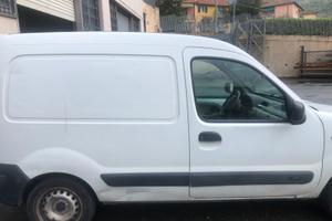 Renaut kangoo usato
