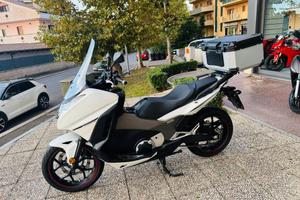 HONDA Integra 750 TUTTO INCLUSO ANCHE PASSAGGIO!