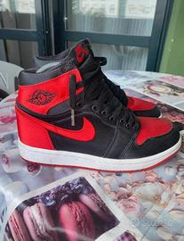 Scarpa Nike Jordan 1 high satin bread