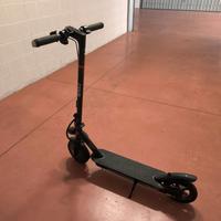 Monopattino elettrico  TEKLIO
