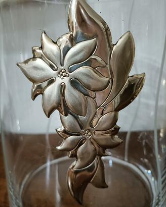 vaso in cristallo con decorazione in argento 