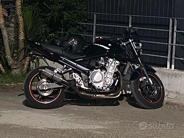 Suzuki bandit 656cc