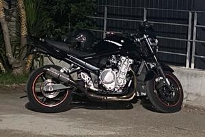 Suzuki bandit 656cc