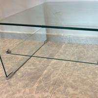 Tavolino 60x60 cm in vetro trasparente con ripiano