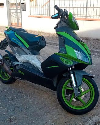 Aprilia SR 50 R FACTORY