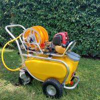 Pompa irroratrice a scoppio carrellata