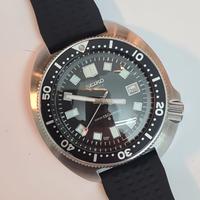 Seiko Capitan Willard " Homage " 6105 8110 Nh35