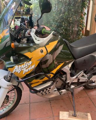 Africa Twin 750 anno 1998 rd07