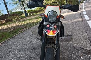 KTM 690 Smc r