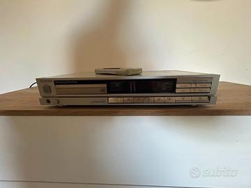 Lettore cd Technics SL-P220