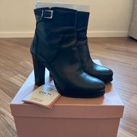 Stivaletti Cinti n. 36