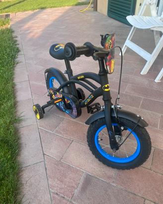 Bicicletta di Batman con ruotine