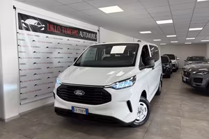 Ford Transit Custom 320 2.0 EcoBlue 136CVCombi 9 P