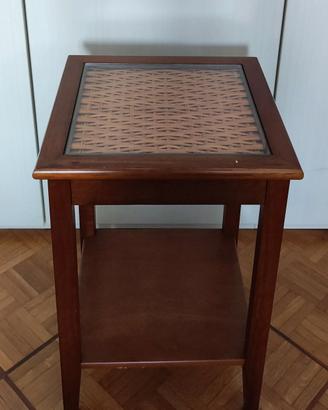 2  comodini tavolini in legno 40*40 h 60 cm
