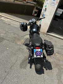 Triumph Bonneville t100 black