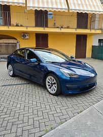 TESLA MODEL 3 LONG RANGE 