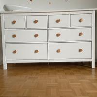 Cassettiera HEMNES con 8 cassetti