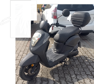 SCOOTER SYM MIO 115