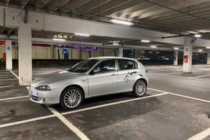 Alfa romeo 147 PERFETTA