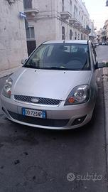 Ford Fiesta 1.4 TDCi 5 porte Ghia - 2006