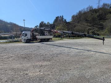Renault Premium 450 con gru Fassi AXP 310