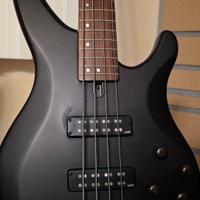 Basso elettrico Yamaha 