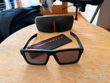 Occhiali da sole Prada