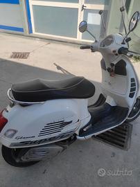 Vespa 300 GTS 2009–Motore Ok, Carrozzeria da Fare