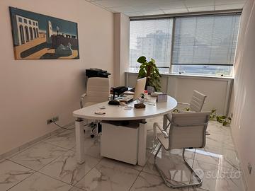 Locale uso ufficio 48 mq isola A 7
